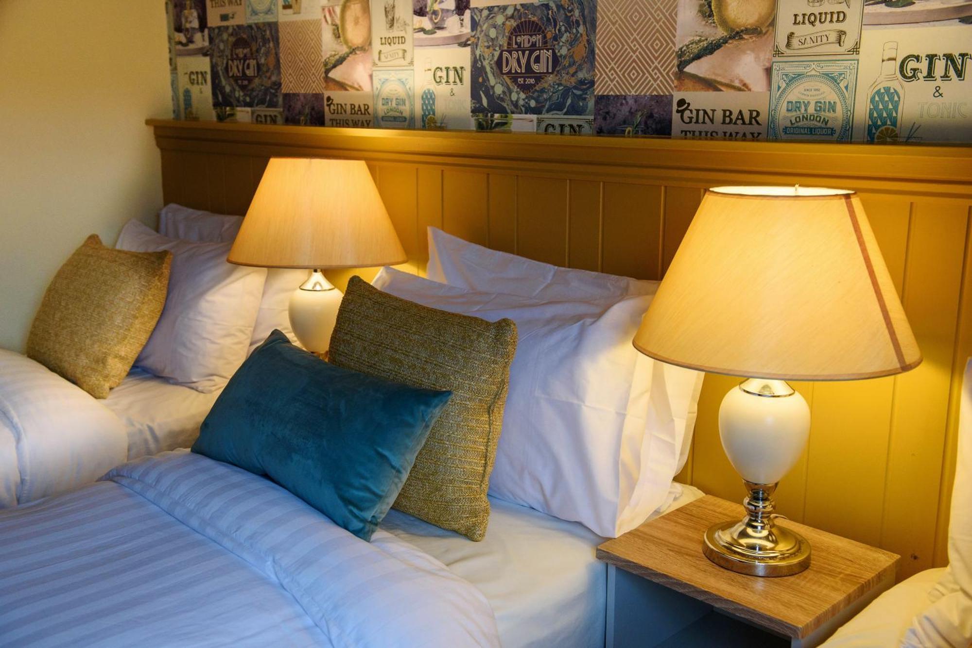 Waterfront Self Catering Houses Carrick on Shannon Екстериор снимка